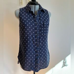 Columbia Sleeveless Gauzy Blue Patterned Blouse